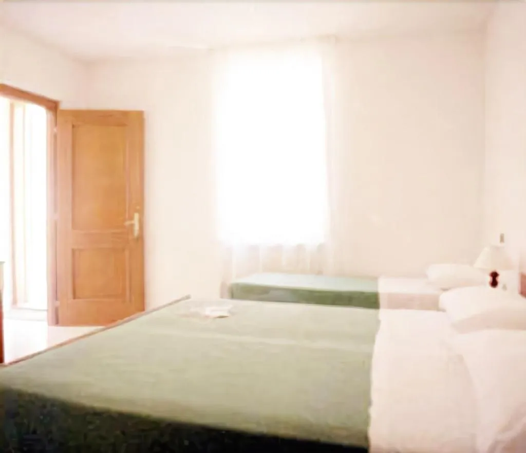 Room, Athena, Perugia