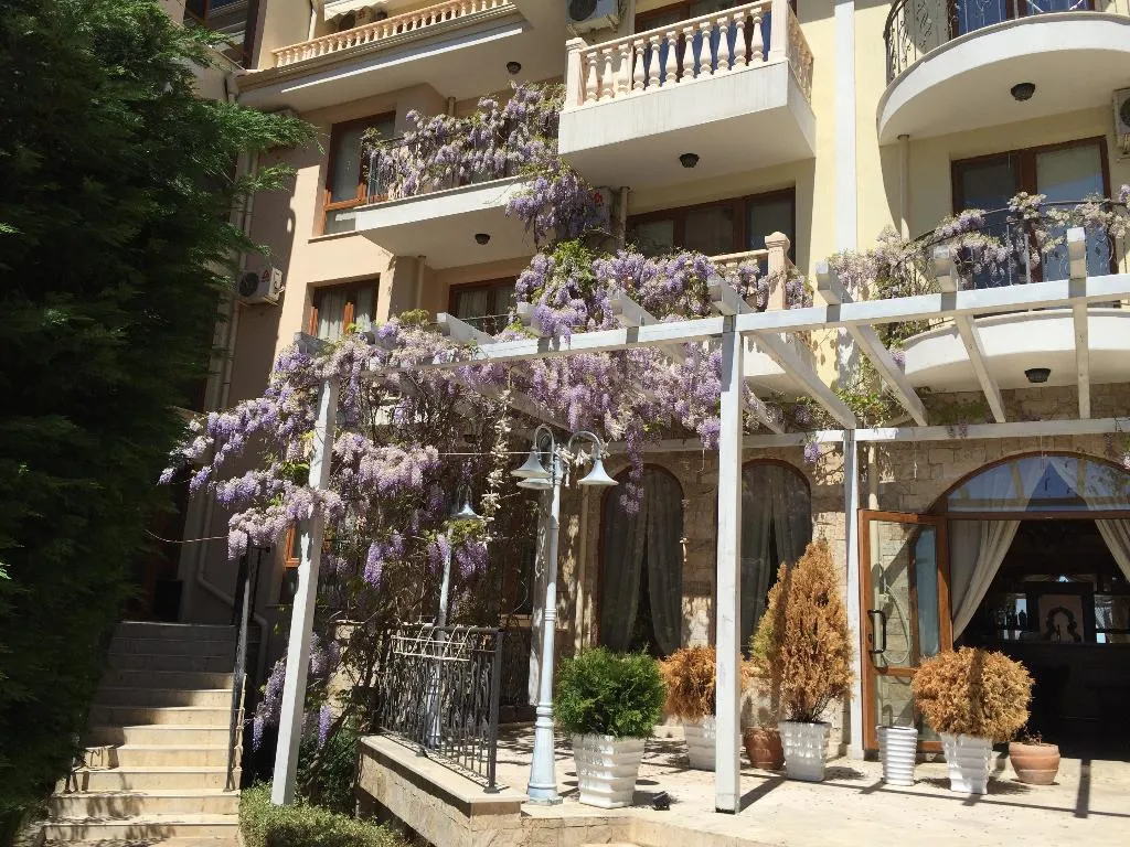 Bar, Maisonettes In Royal Bay Residence And Spa, Bourgas
