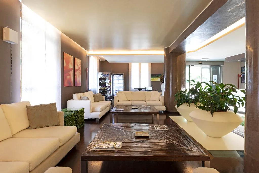Lobby, B&B Hotel Malpensa Lago Maggiore, Milan