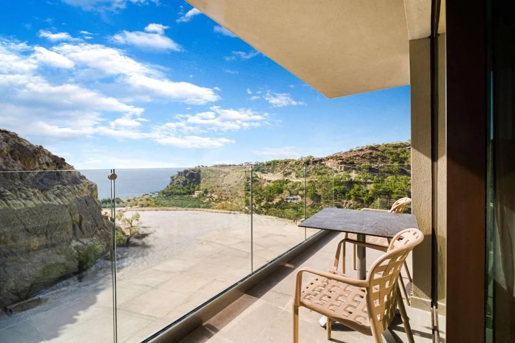 Room, Harmony E Rock Hotel & Resort, Crete