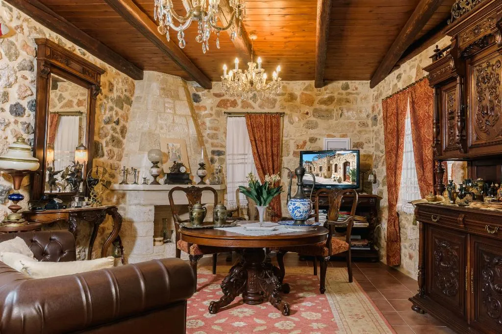 Lobby, Casa di Veneto, Crete