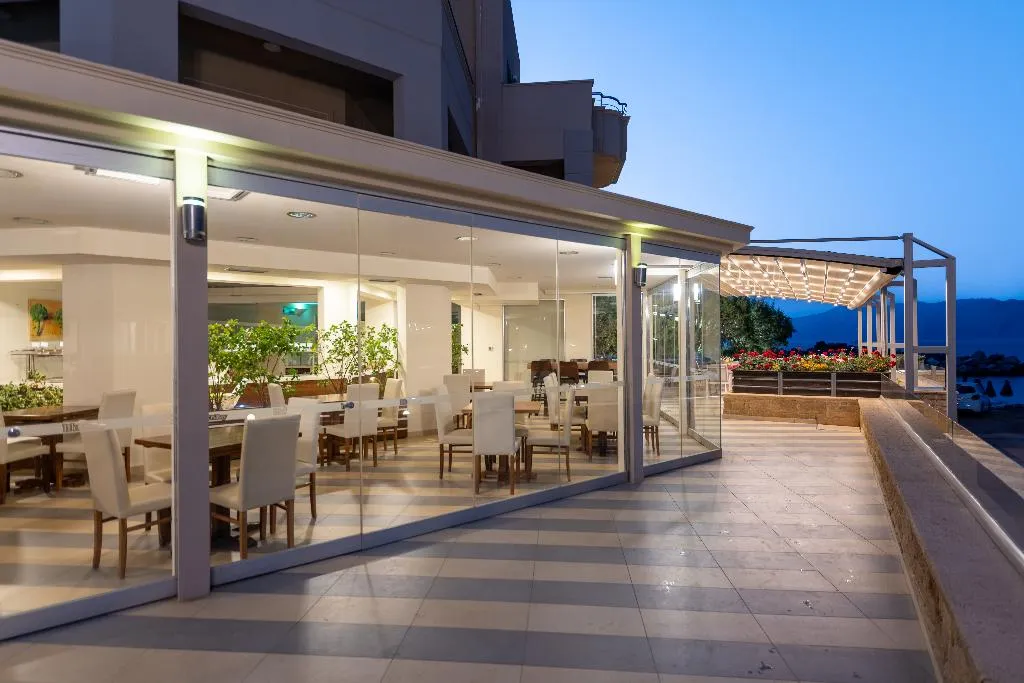 Restaurant, Molos Bay, Crete