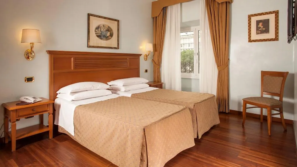 DOUBLE ANNEX Room, Piemonte, Rome