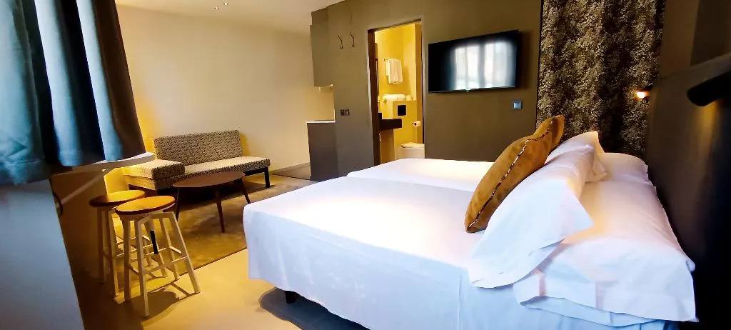STUDIO SUPERIOR Room, Senator Barcelona Apartments, Barcelona