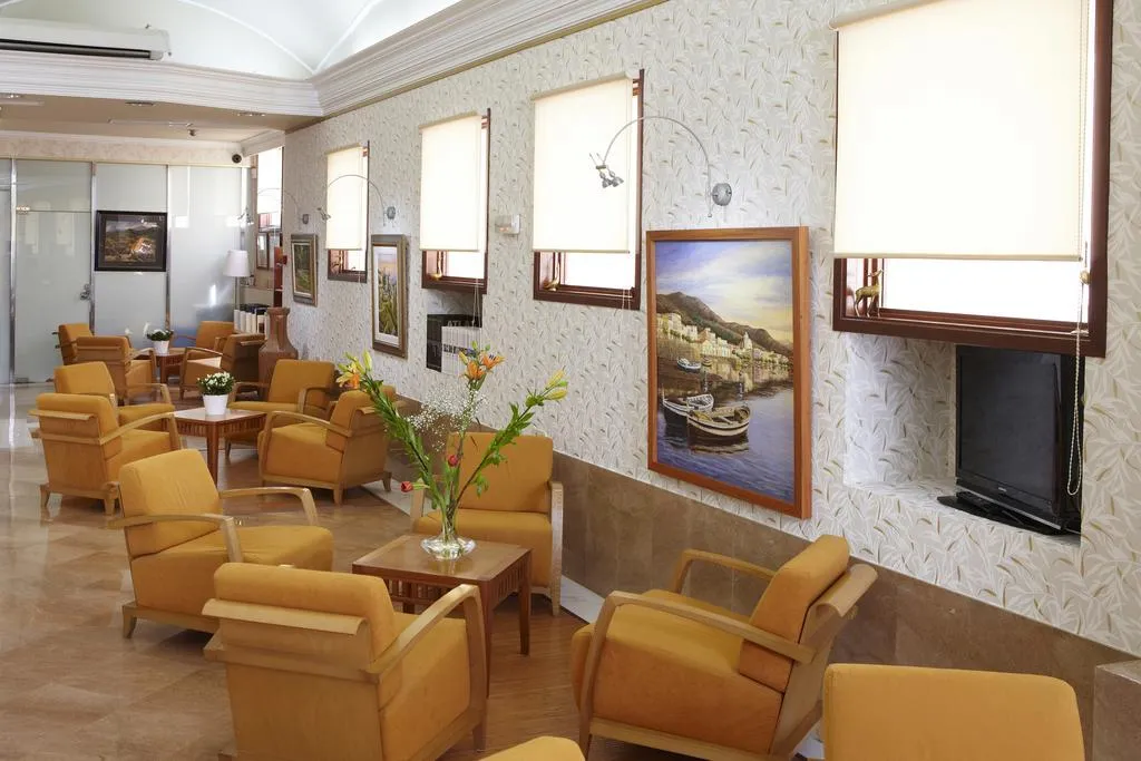 Lobby, Porto Cristo Hotel, Costa Brava