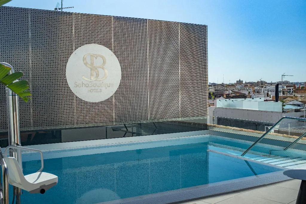 Pool, Soho Boutique Catedral, Seville