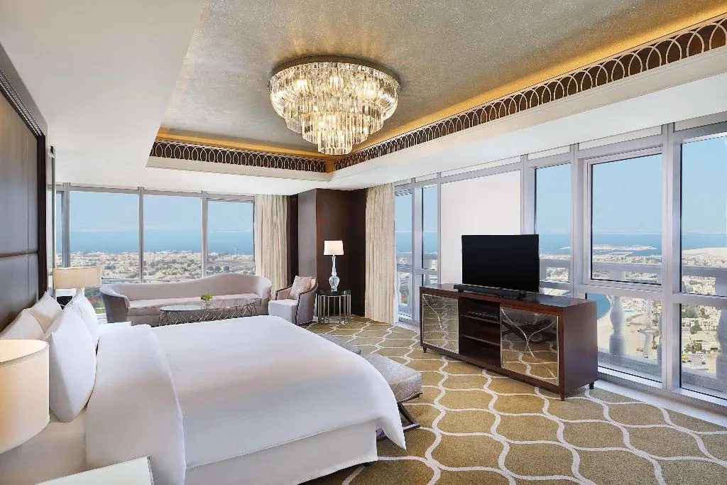 SUITE Presidential Room, Hilton Dubai Al Habtoor City, Dubai