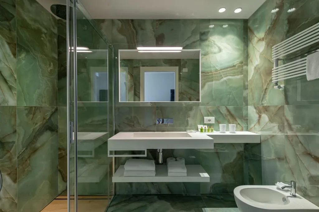 DOUBLE SUPERIOR LAKE VIEW Room, Olivi Hotel & Natural Spa, Milan