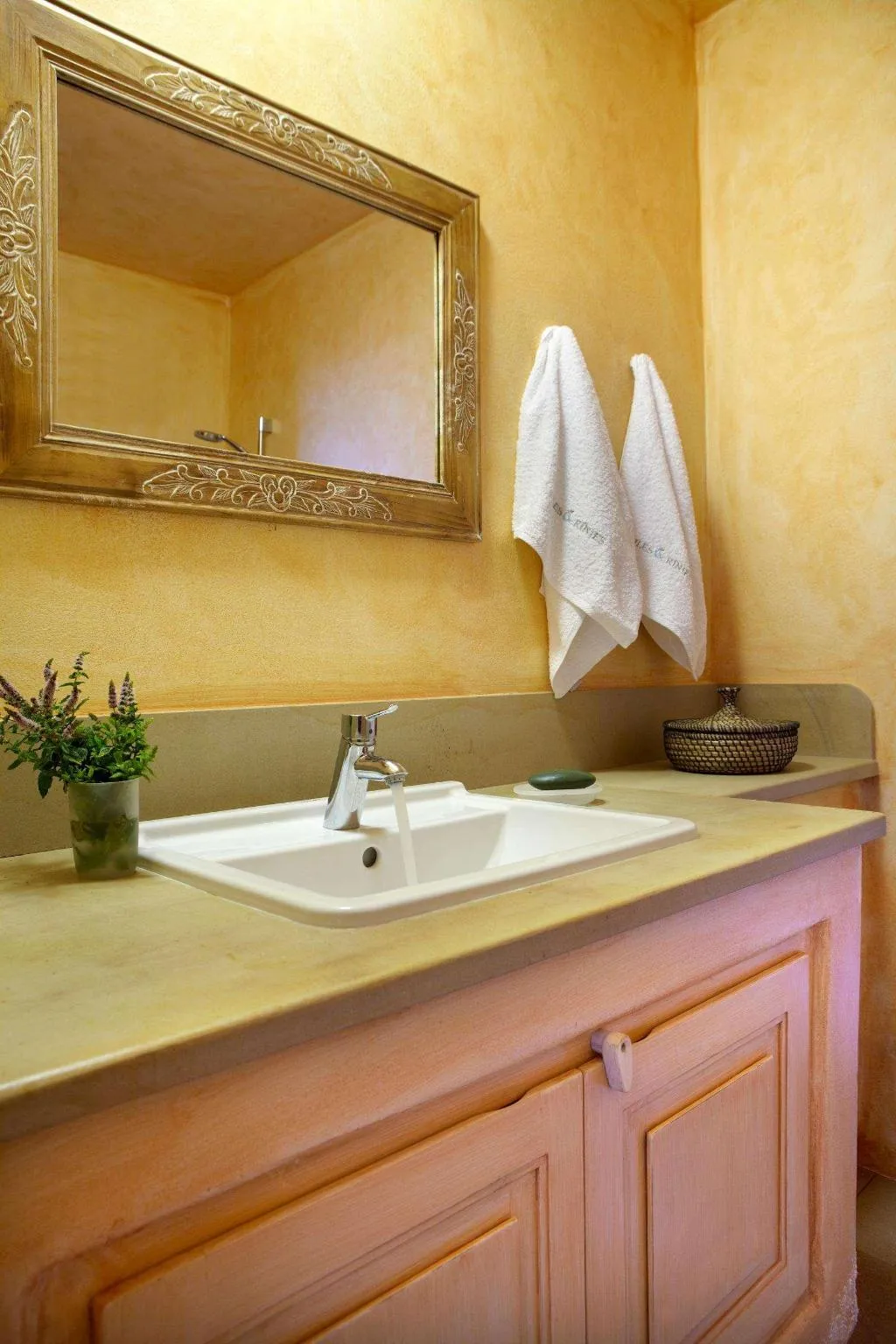 Room, Diles & Rinies, Mykonos
