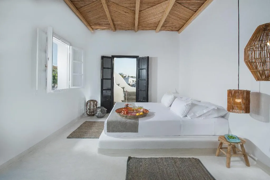 DOUBLE WITH PRIVATE POOL Room, Sophia Boutique Hotel, Santorini