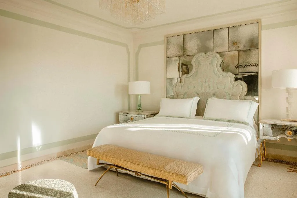 JUNIOR SUITE STANDARD Room, Hotel Cipriani, A Belmond Hotel, Venice, Venice