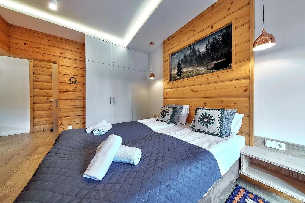 Room, ApartHotel Giewont, Krakow