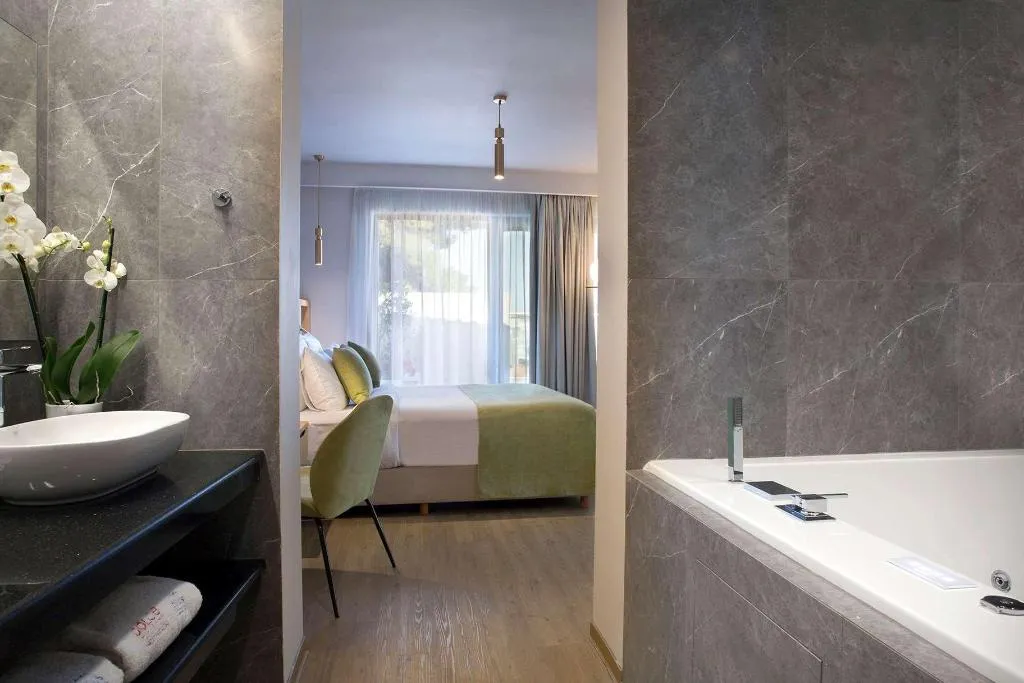 VILLA STANDARD Room, Dolce Attica Riviera, Athens