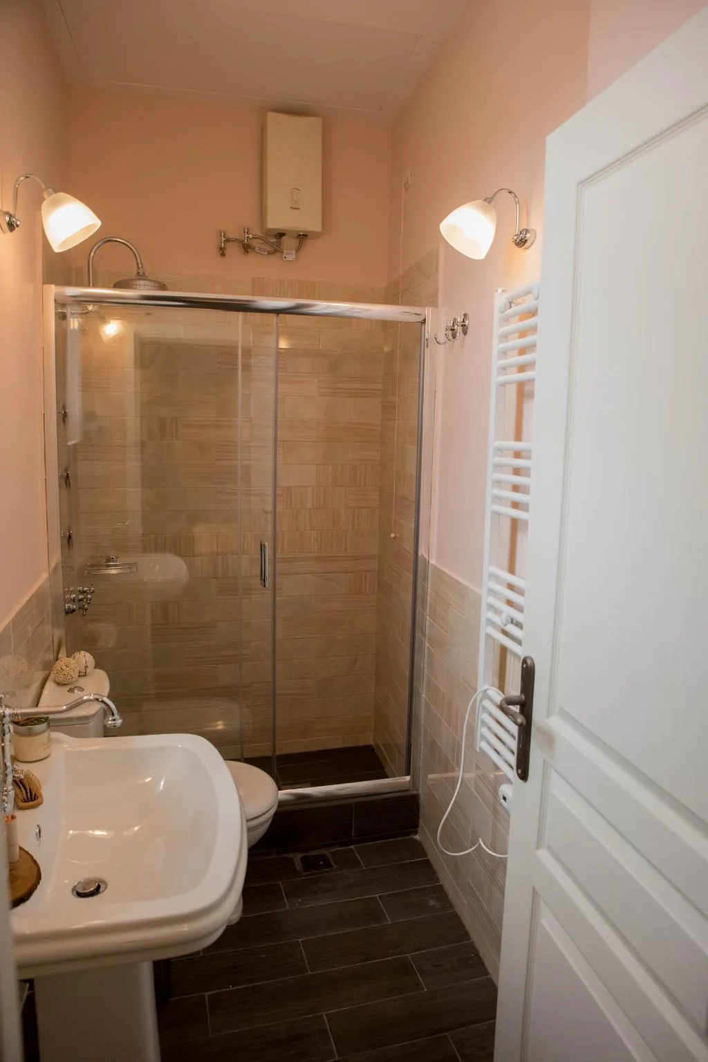 JUNIOR SUITE STANDARD Room, Kyria Boutique House, Athens