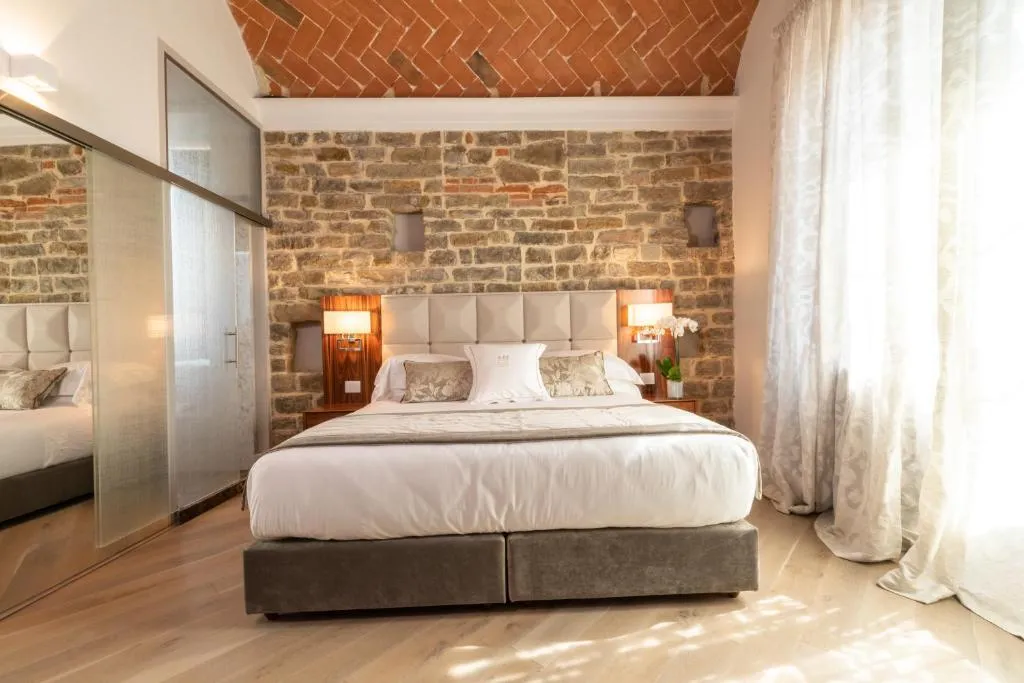 SUITE SUPERIOR ONE BEDROOM Room, Donati Luxury Tower, Florence