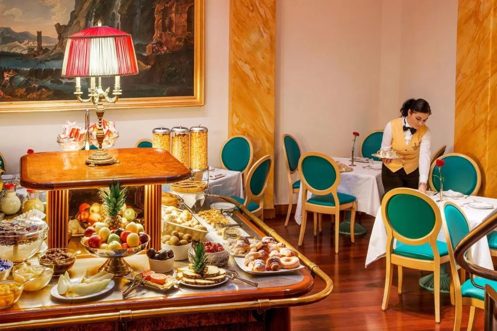 Restaurant, Hotel La Residenza, Rome