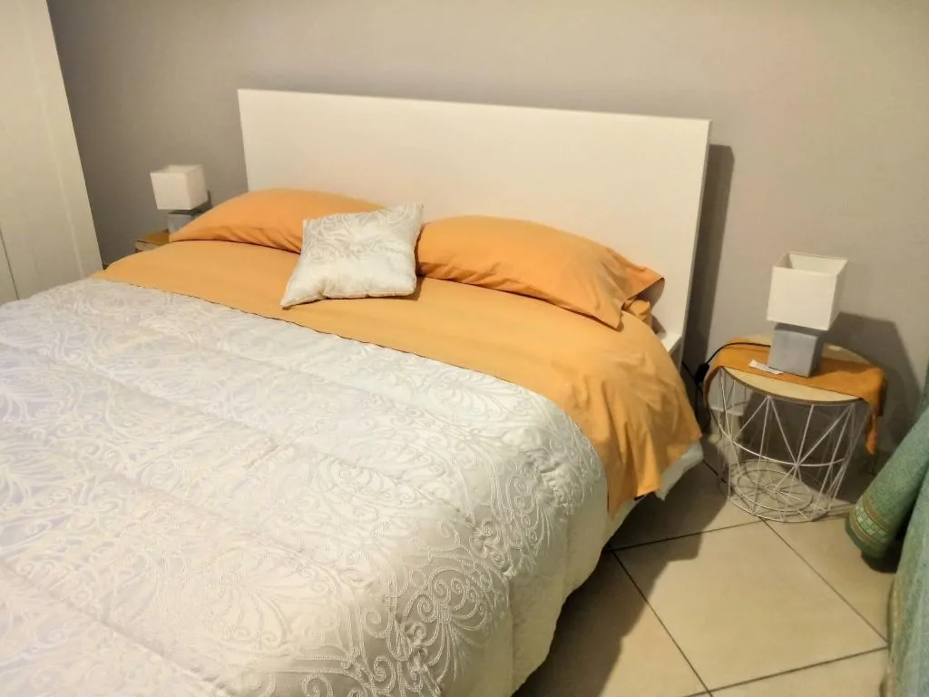 Room, Villa Feluchia, Palermo