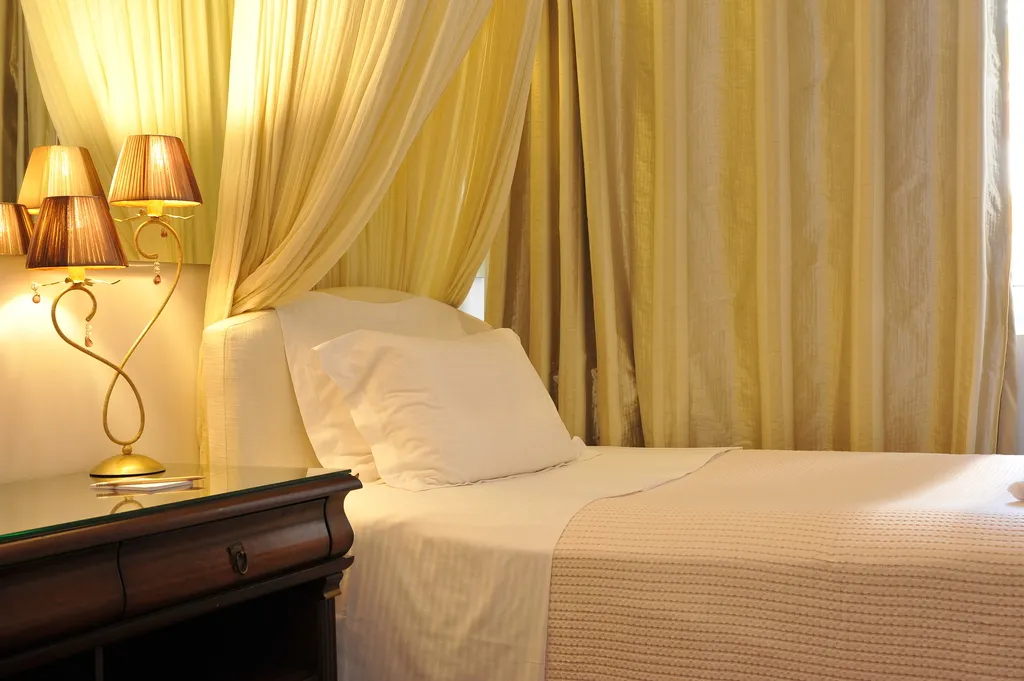 SINGLE STANDARD Room, Acropolis Museum Boutique, Athens