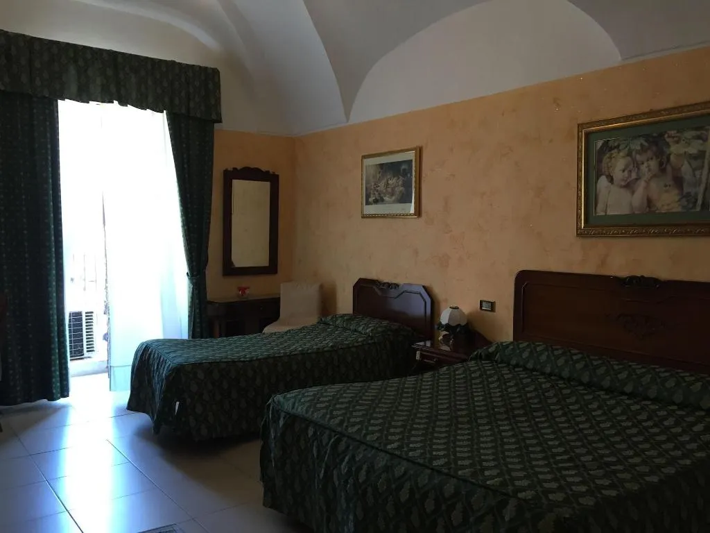 Room, Hotel Centrale Europa, Catania