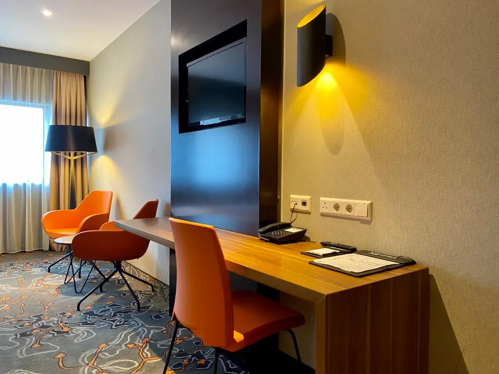 QUADRUPLE STANDARD Room, Xo Hotels Park West, Amsterdam