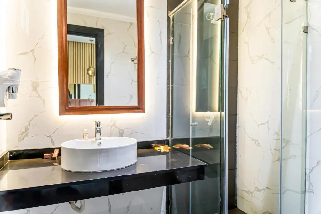Room, Les Ambassadeurs, Casablanca