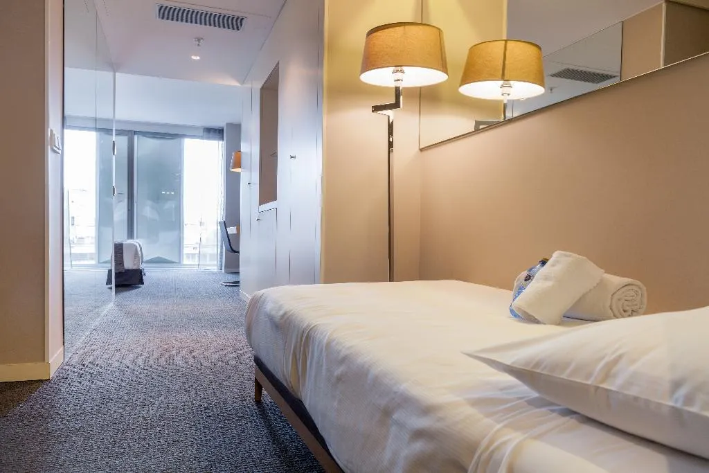 TRIPLE SUPERIOR Room, Royal Passeig de Gracia, Barcelona