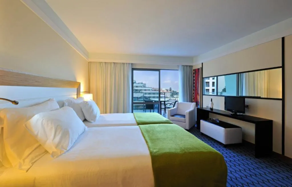 DOUBLE SINGLE USE SIDE SEA VIEW Room, Pestana Promenade Premium Ocean Resort, Madeira