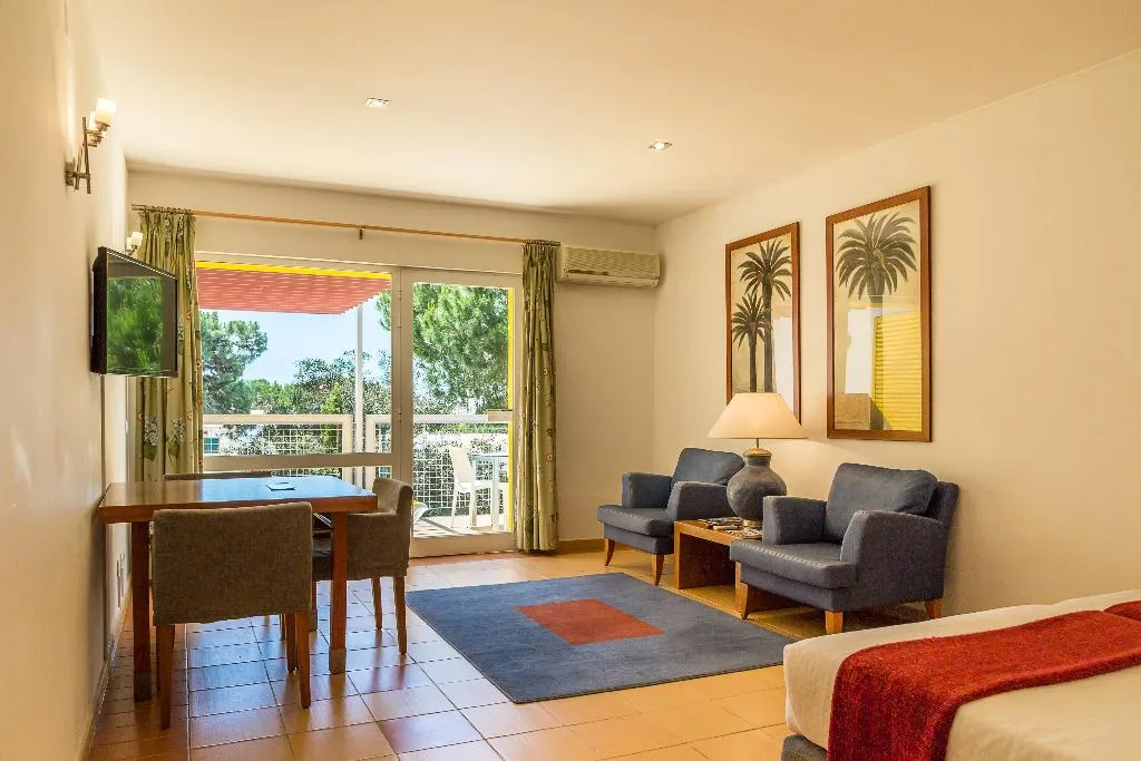 STUDIO POOL VIEW Room, Pinhal Da Marina, Algarve