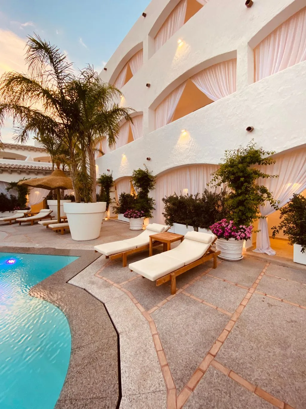 DOUBLE SUPERIOR POOL VIEW Room, Grand Hotel Cannigione 5*L, Olbia