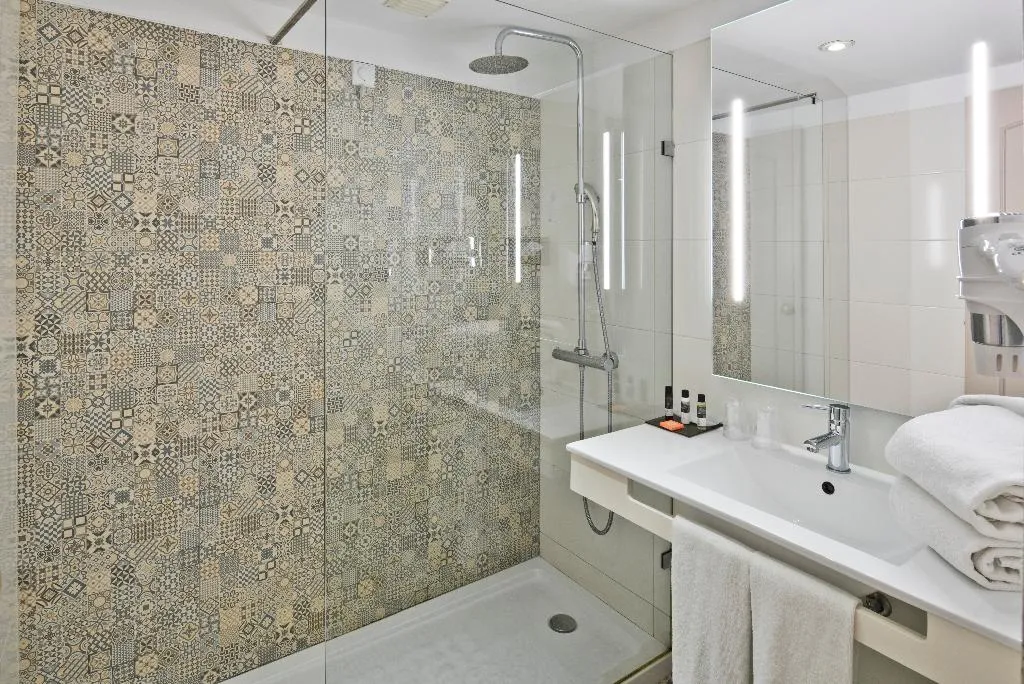 Room, Golden Tulip Porto Gaia, Porto