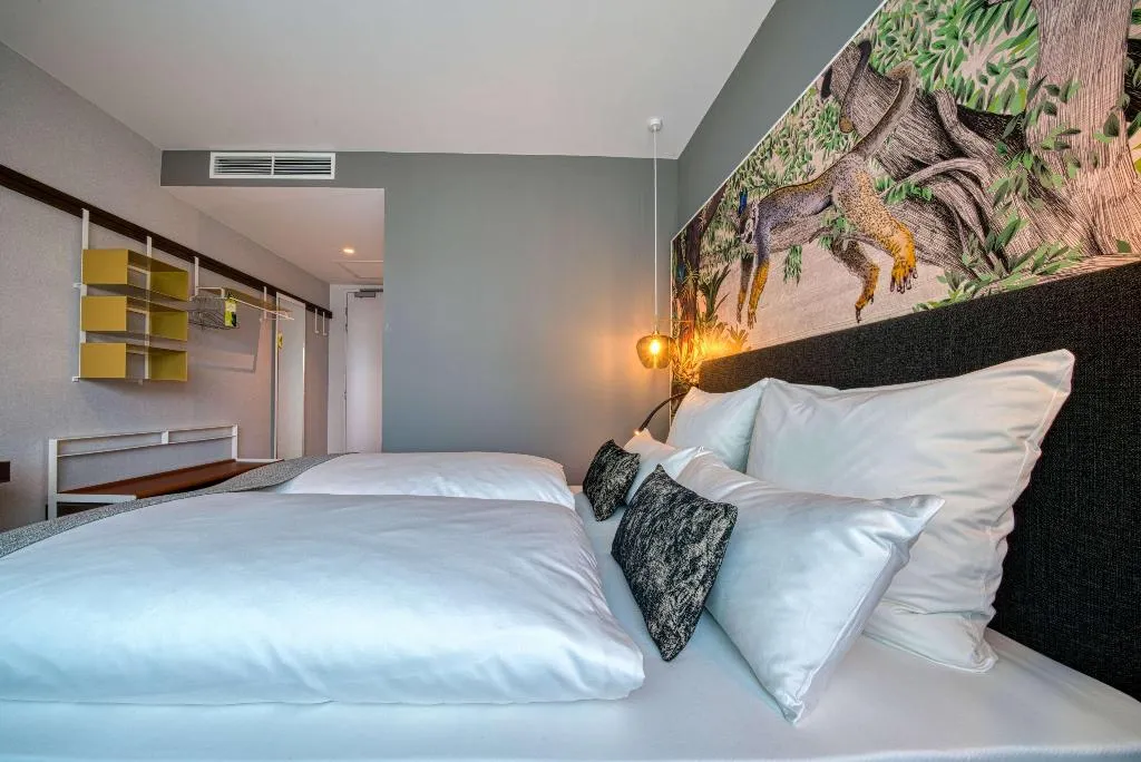 DOUBLE STANDARD Room, Vienna House Easy by Wyndham Amsterdam Airport, Amsterdam