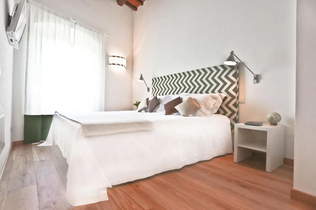 Room, Poggio Baronti B&B, Florence