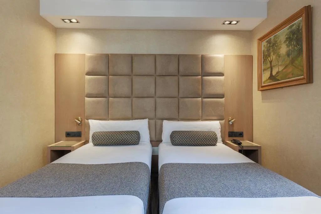 DOUBLE SINGLE USE STANDARD Room, Suizo, Barcelona