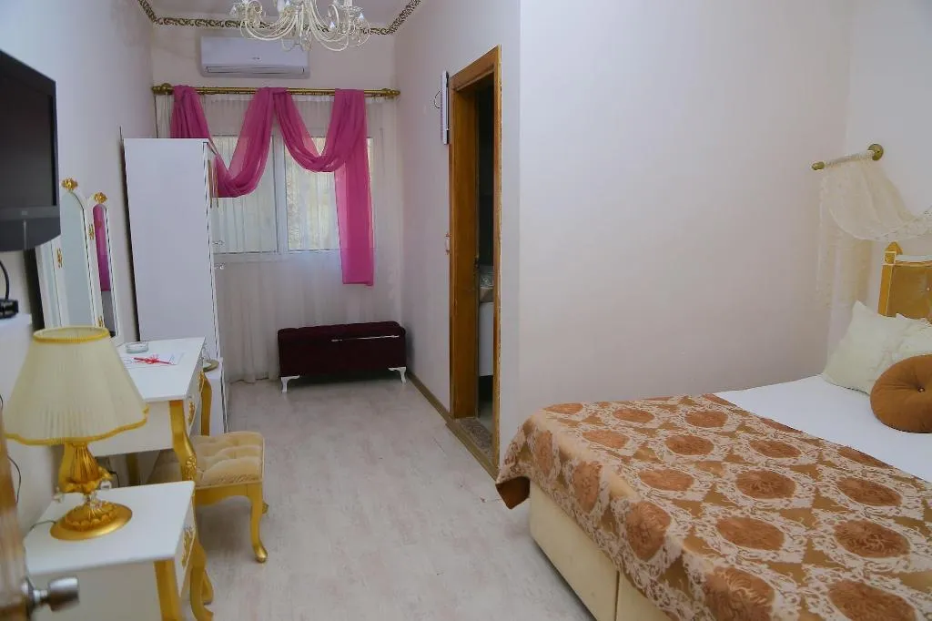 Room, Huri & Nuri Hotel, Izmir