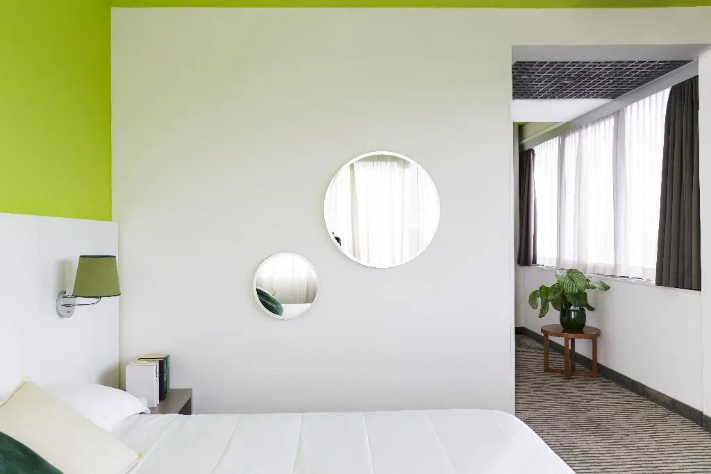 QUADRUPLE PREMIUM Room, The Caesar Hotel Roma, Rome