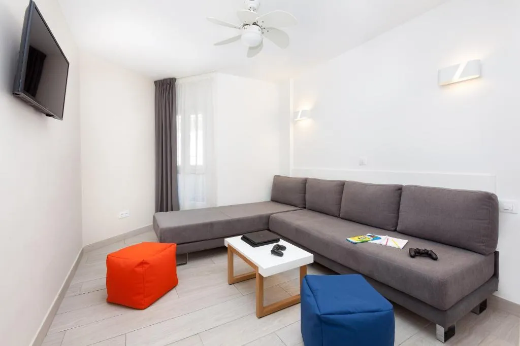 SUITE CAPACITY 4 Room, Playaolid Suites and Apartments, Tenerife
