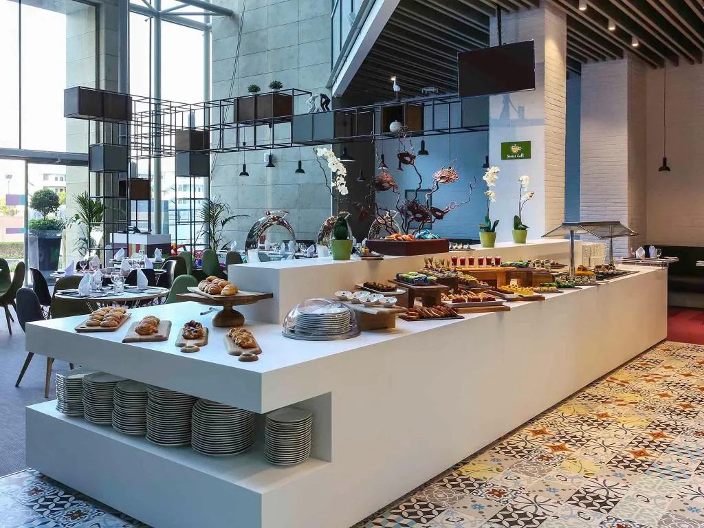Restaurant, Ibis Styles Dubai Jumeira, Dubai