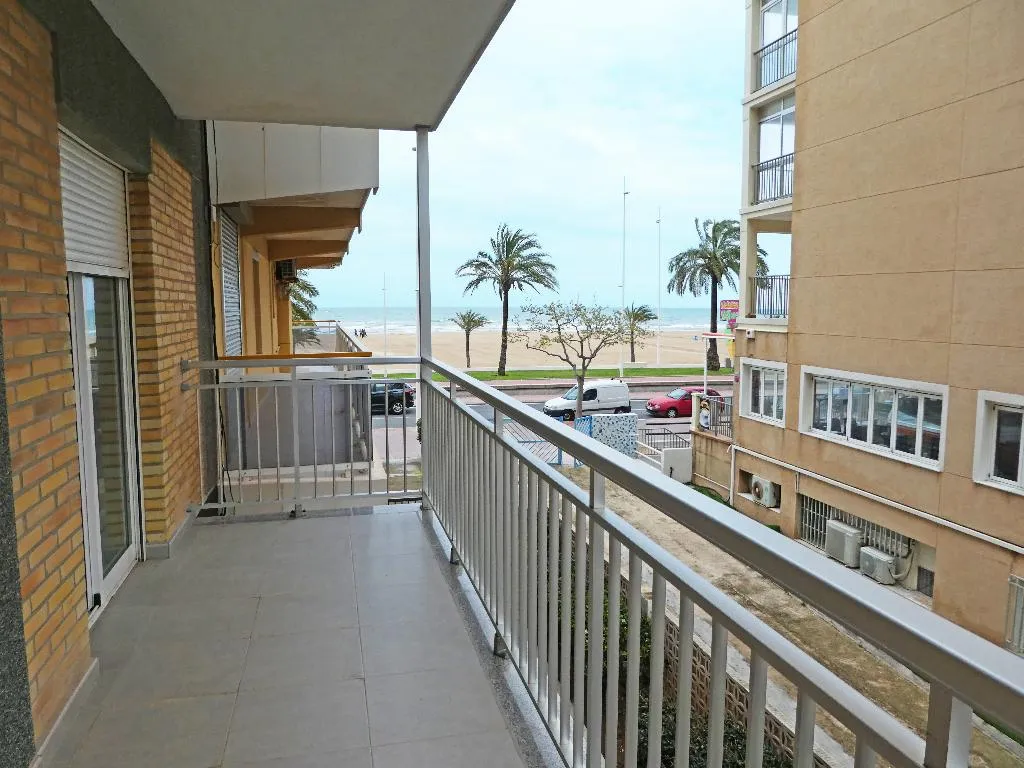 Terrace, Apartamentos Gandía Primera Línea de Playa 3000, Valencia