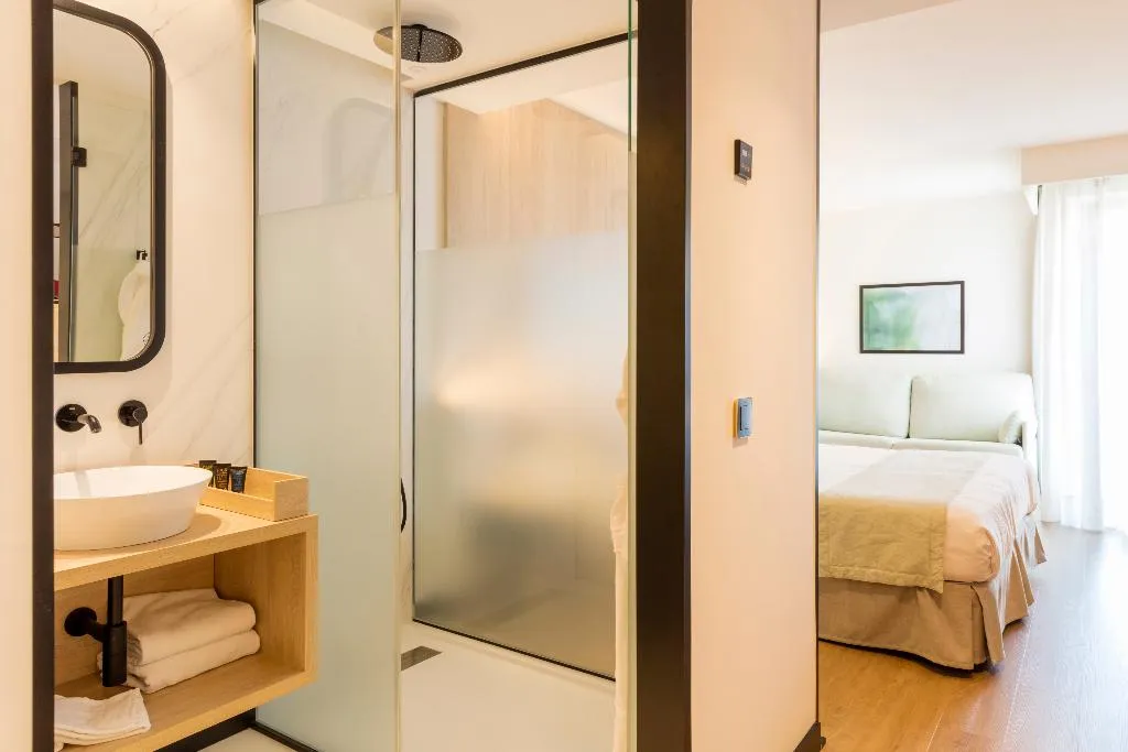 DOUBLE SINGLE USE SUPERIOR WITH BALCONY Room, Ars Magna Bleisure Hotel, Majorca