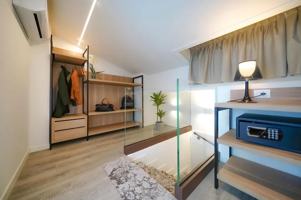Room, Bergamo Inn 15, Milan