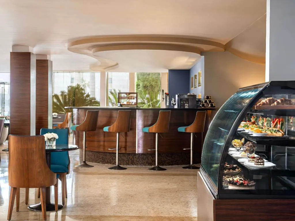 Restaurant, Novotel Cairo Airport, Cairo