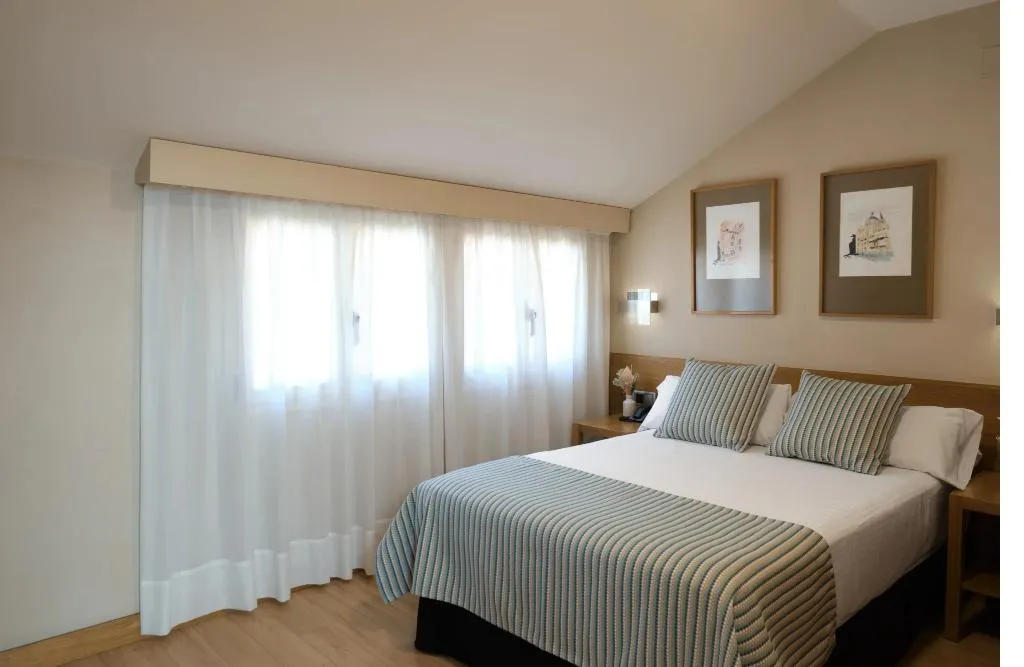 Room, Windsor Puerta del Sol, Madrid