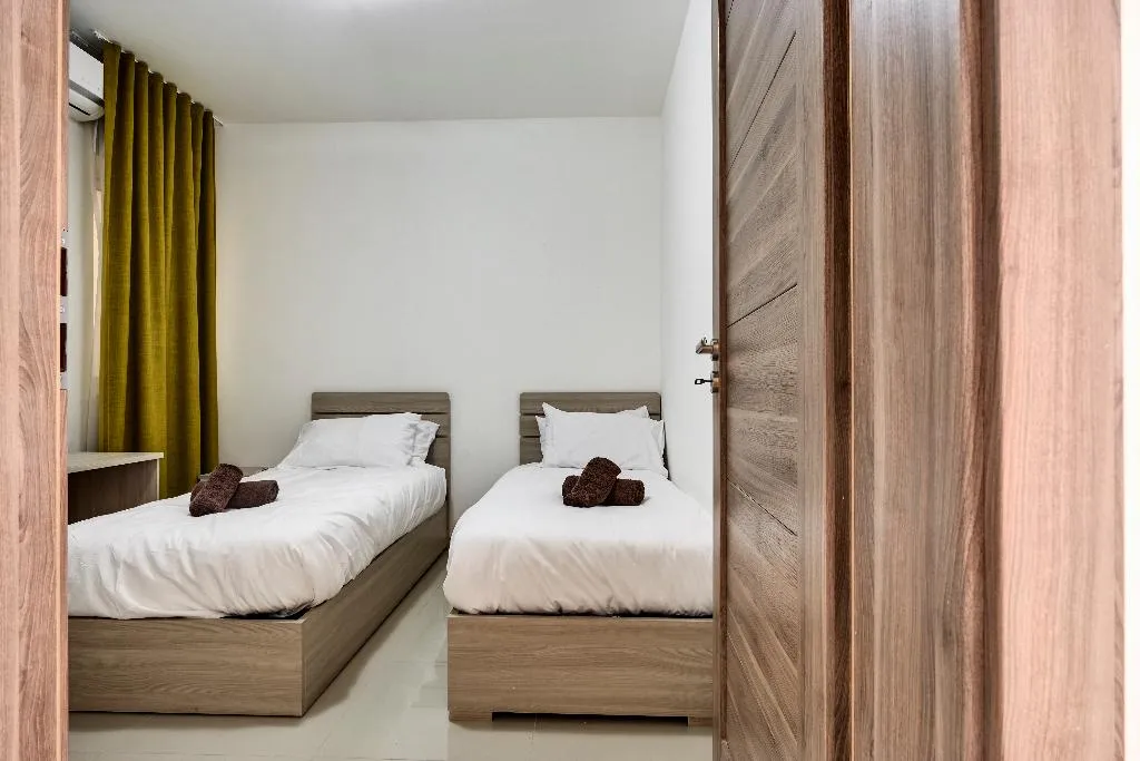 APARTMENT THREE BEDROOMS Room, The Village Apartments, Malta