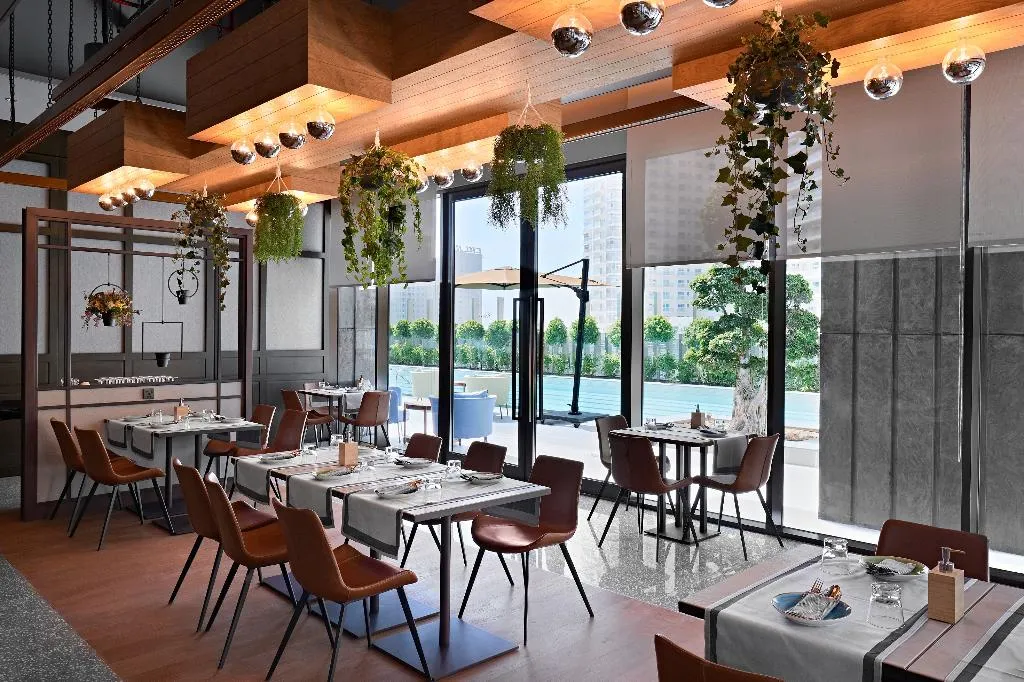 Restaurant, Barcelo Business Bay Dubai, Dubai