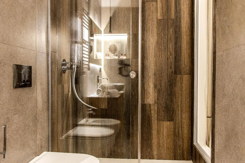 Room CLASSIC WITH BALCONY Room, Mamalu - Corso Umberto 35, Naples