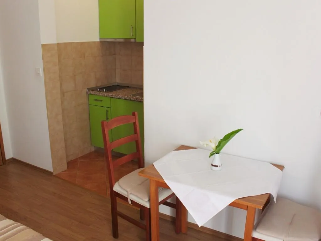 STUDIO CAPACITY 2 Room, Apartments Jurica, Dubrovnik