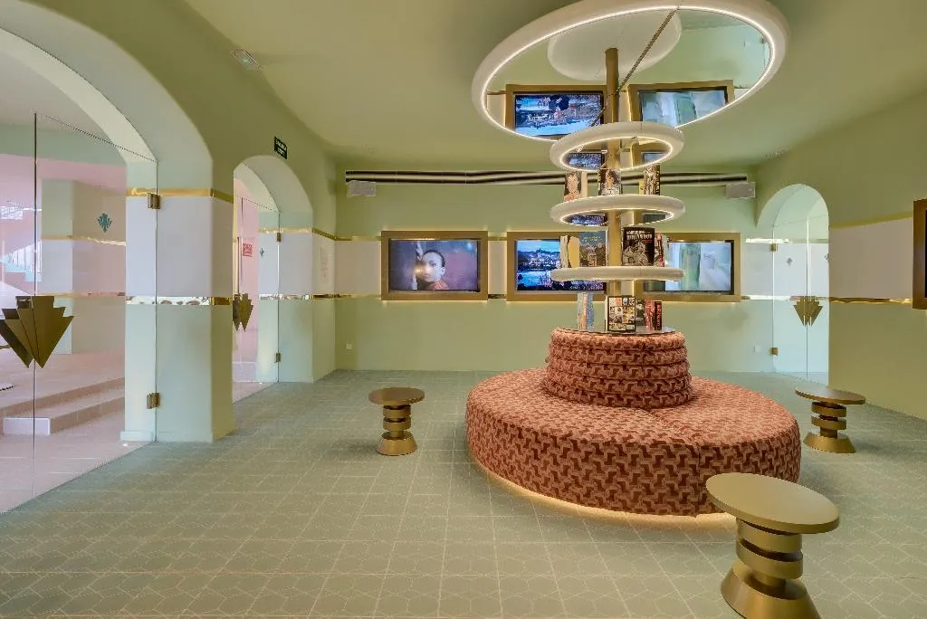 Lobby, Grand Paradiso, Ibiza