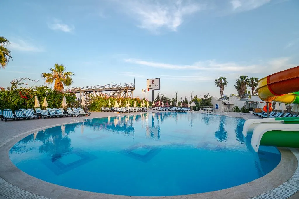 Pool, Throne Beach Resort & SPA, Antalya