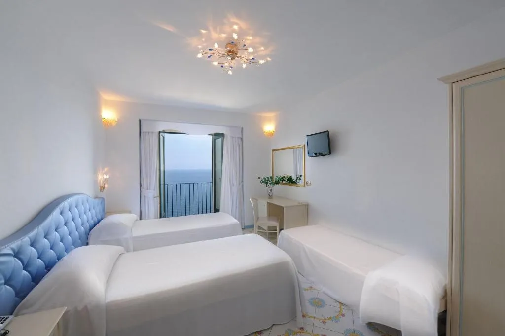 Room, Villa Maria Pia, Naples