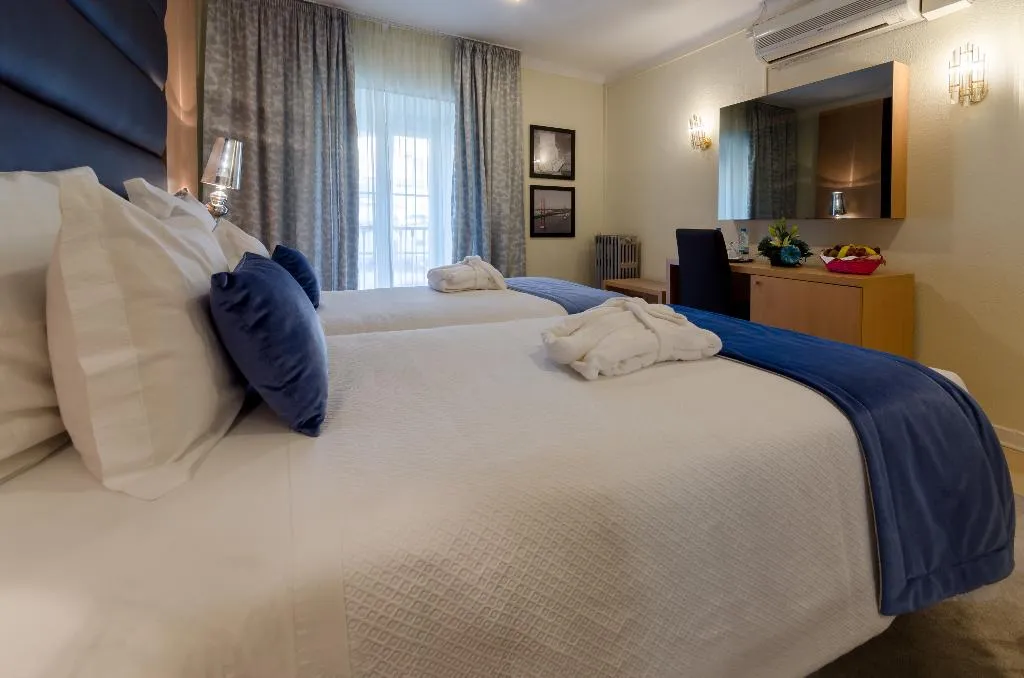QUADRUPLE STANDARD Room, Inn Rossio, Lisbon